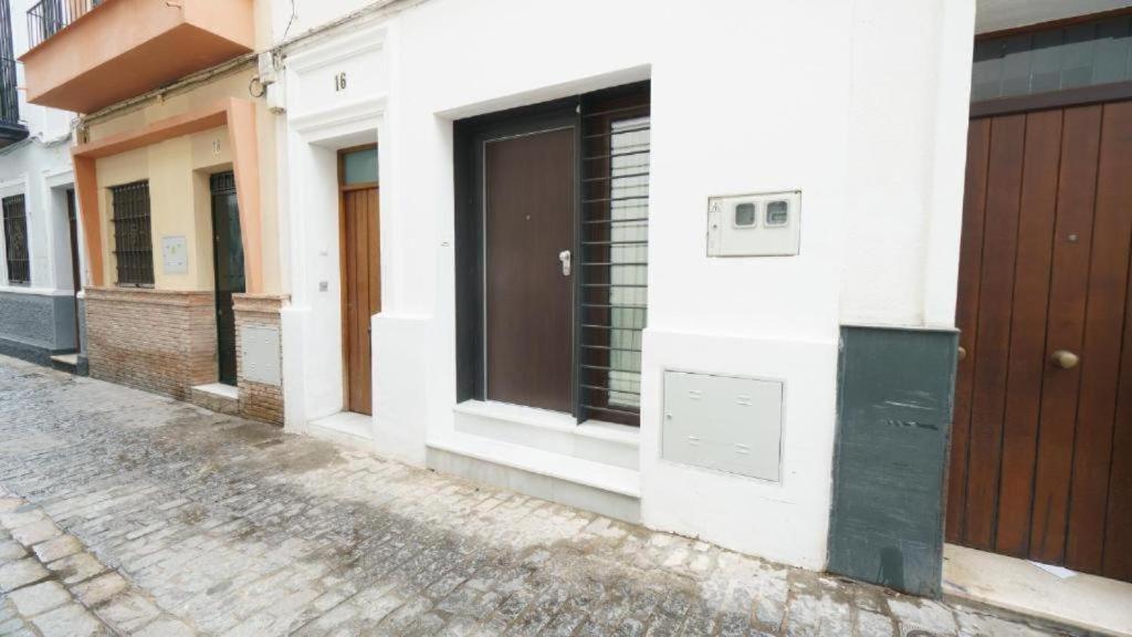 Rentalsevilla Looks Pretty And Modern Bagian luar foto